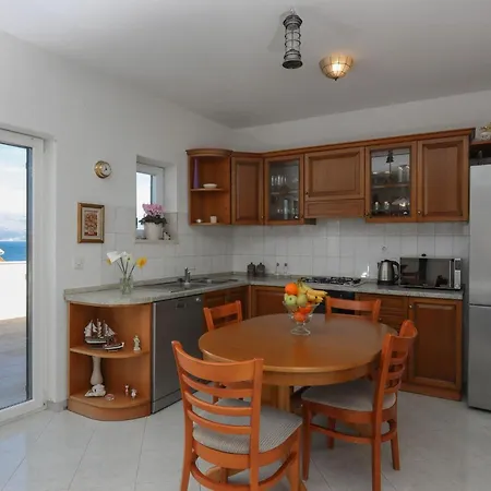 Apartment Perina - Comfort Two Bedroom With Terrace And Sea View